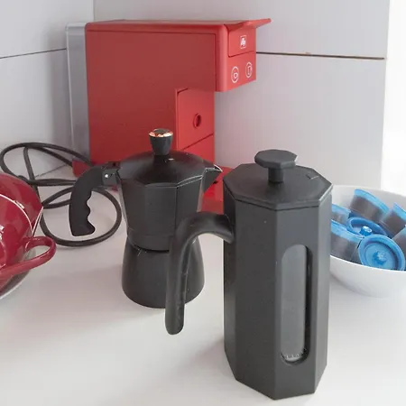 Midcentury Modern, Quiet, 40m With Bath